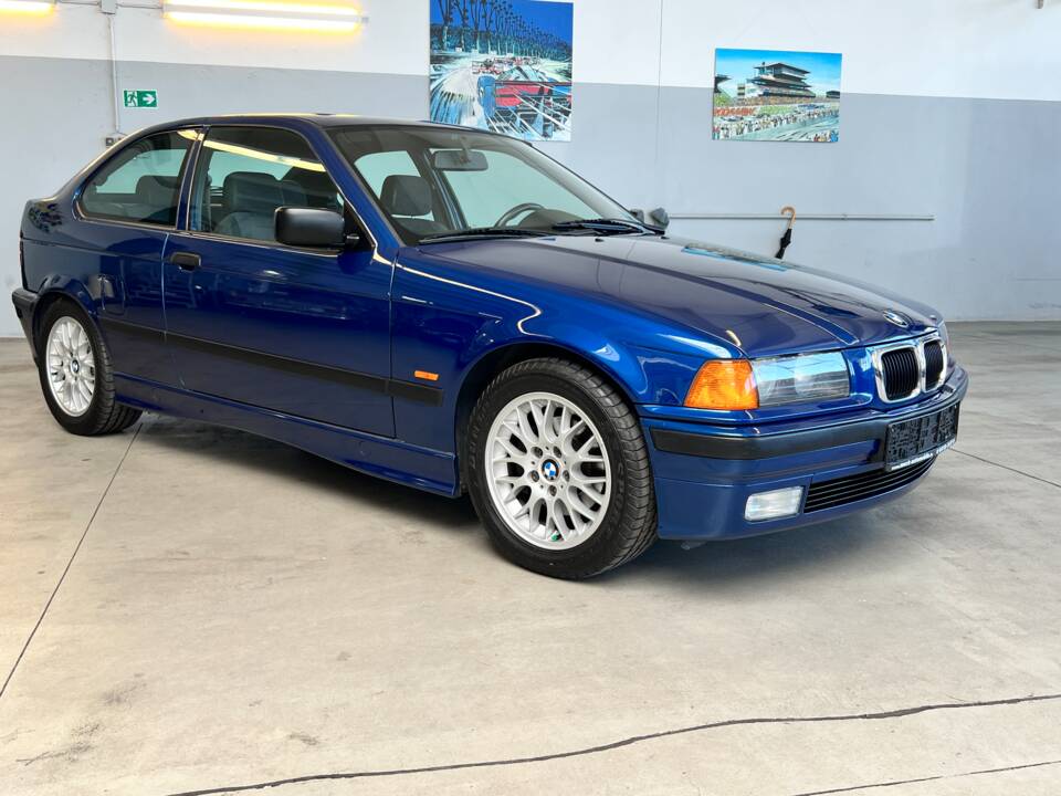 Image 3/51 of BMW 323ti (1998)