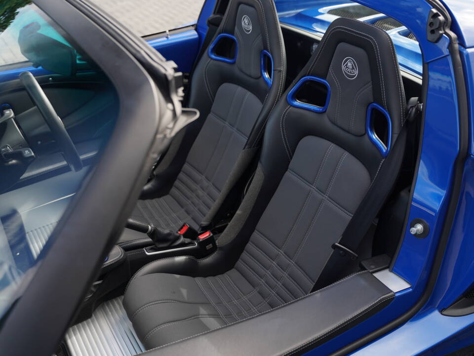 Image 16/50 of Lotus Elise Sport 220 (2019)