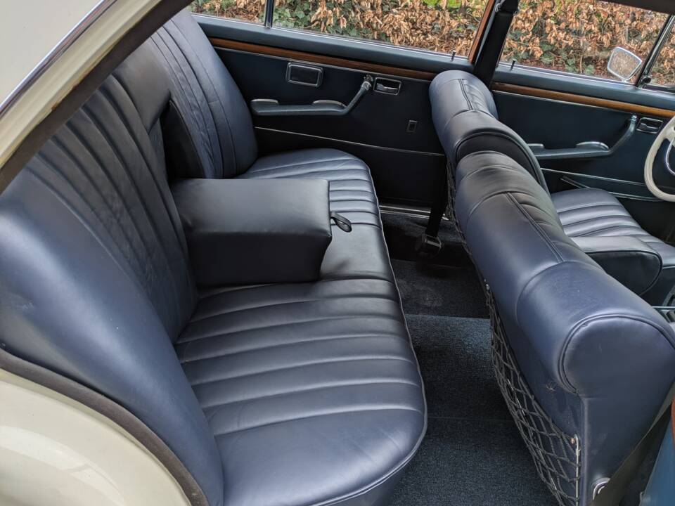 Immagine 16/24 di Mercedes-Benz 300 SEL 6.3 (1972)