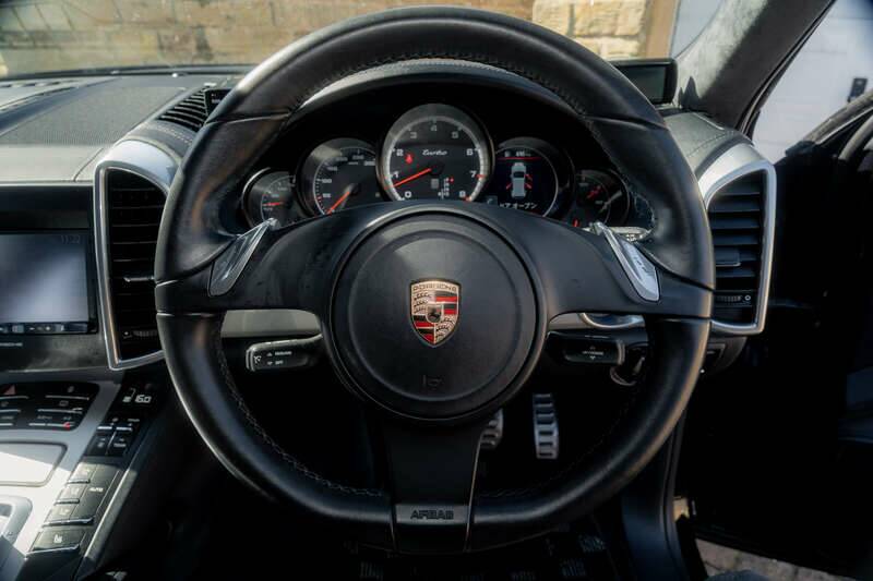 Bild 48/50 von Porsche Cayenne Turbo (2012)