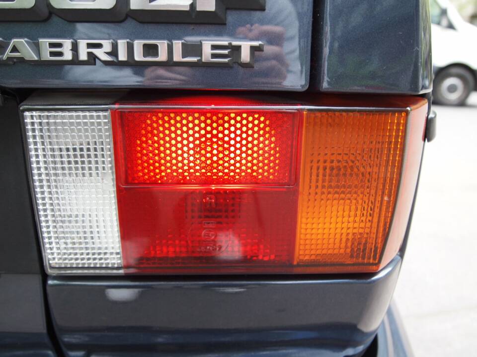 Image 68/148 of Volkswagen Golf Mk I Convertible 1.6 (1988)