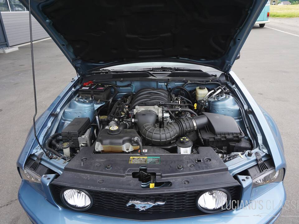 Bild 50/63 von Ford Mustang GT (2005)