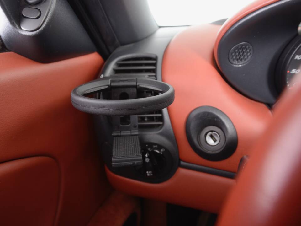 Image 29/30 of Porsche Boxster (1999)