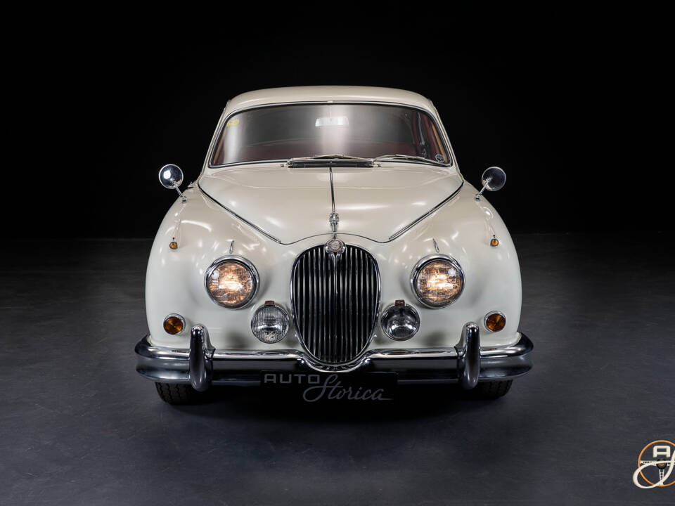 Image 8/21 de Jaguar Mk II 3.8 (1961)