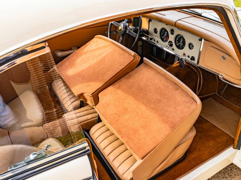 Bild 68/100 von Jaguar XK 150 DHC (1959)