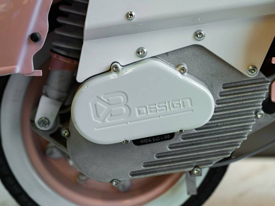 Image 21/31 of Piaggio Vespa 50 Special (1976)