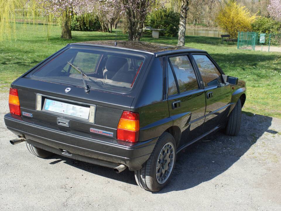Bild 20/105 von Lancia Delta HF Integrale 16V (1990)