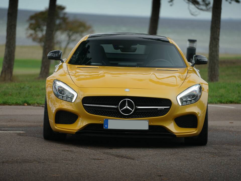 Image 4/23 of Mercedes-AMG GT-S (2015)