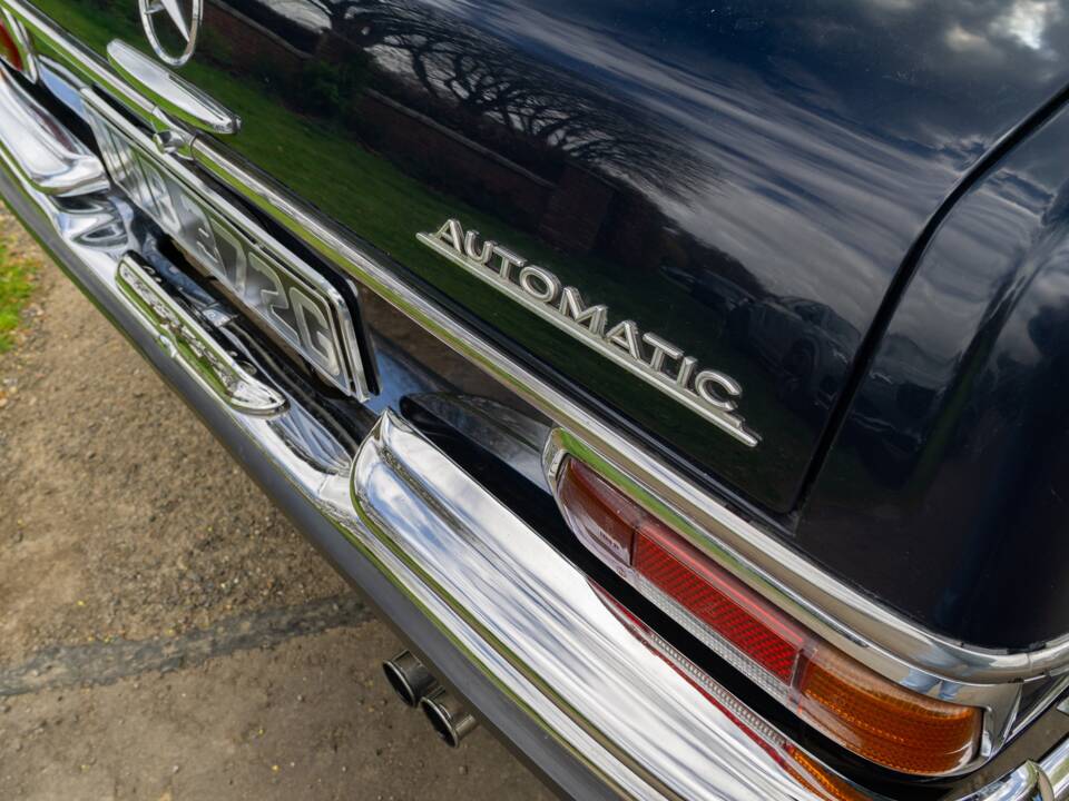 Imagen 9/21 de Mercedes-Benz 280 SEL (1968)