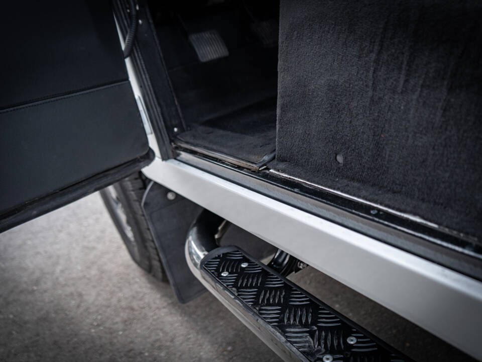 Image 39/66 of Land Rover Defender 90 TD4 (2007)