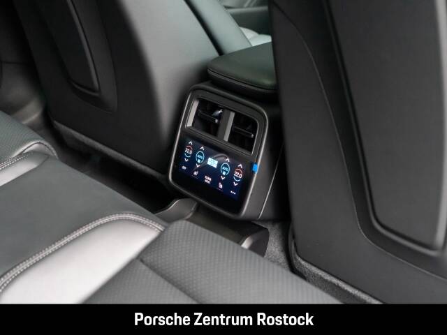Bild 31/37 von Porsche Taycan 4S Sport Turismo (1900)