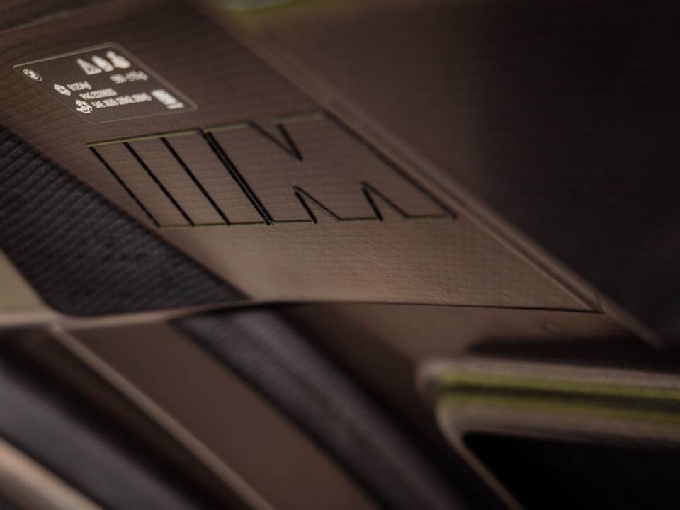 Image 39/41 of BMW M4 CSL (2022)