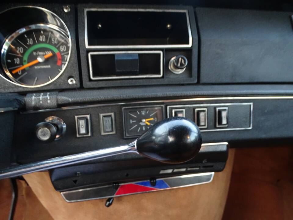 Bild 21/32 von Citroën DS 20 Pallas (1972)