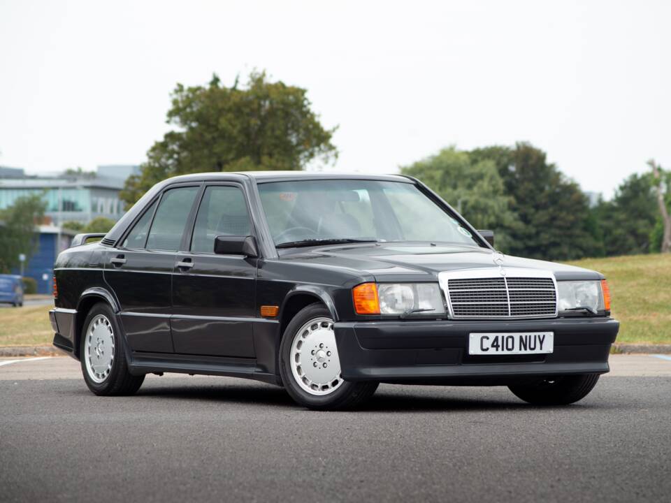 Bild 10/27 von Mercedes-Benz 190 E 2.3-16 (1985)
