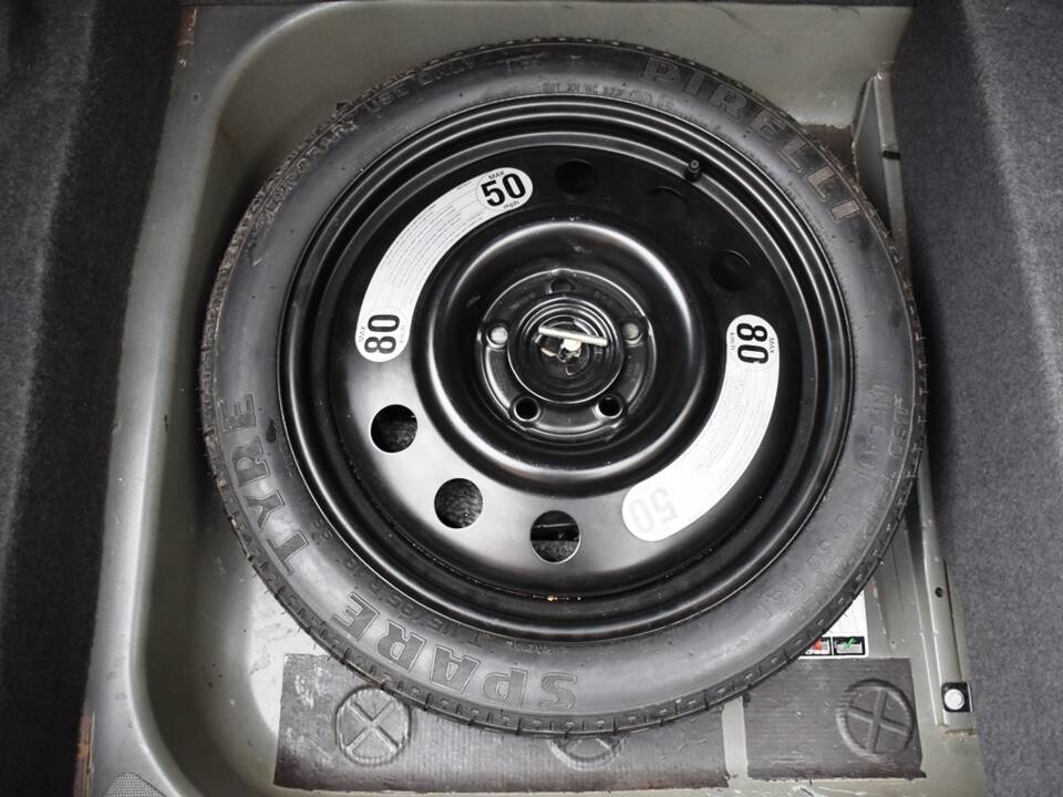 Image 35/40 of Jaguar XJ 6 4.0 Sovereign (1995)