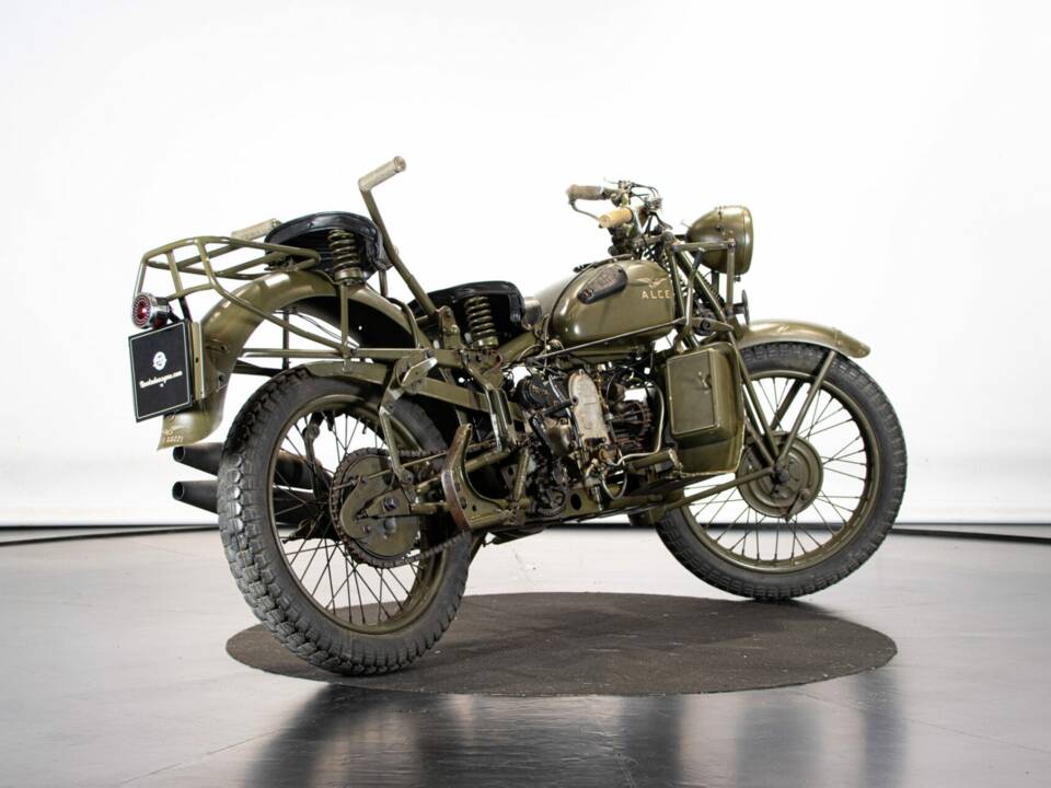 Bild 5/50 von Moto Guzzi DUMMY (1943)