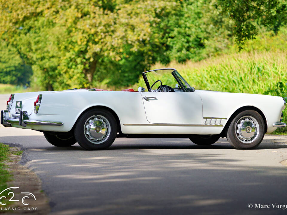 Image 23/55 de Alfa Romeo 2000 Spider (1959)