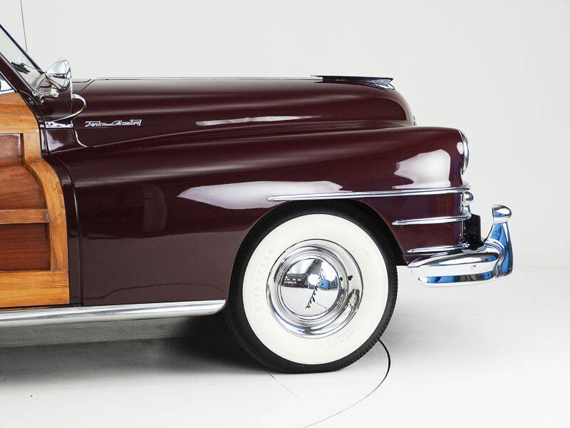 Image 10/15 of Chrysler Windsor Town &amp; Country (1947)