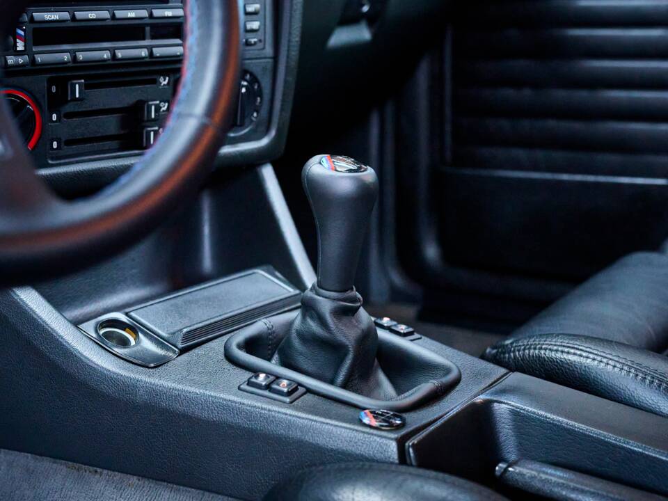Bild 12/36 von BMW M3 (1989)