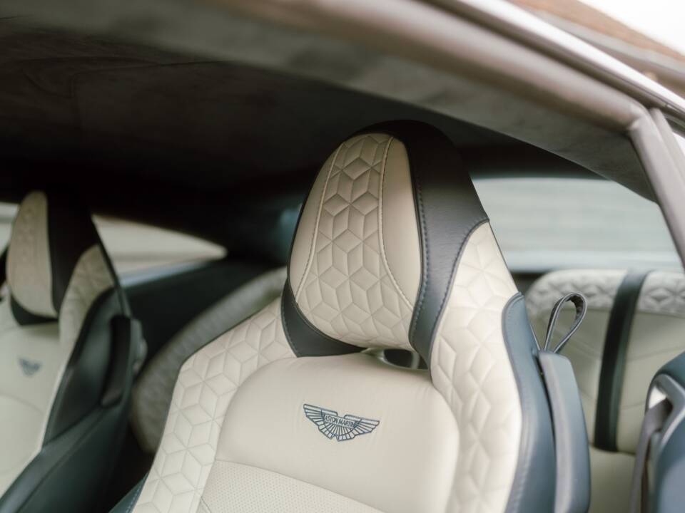 Bild 51/82 von Aston Martin DBS Superleggera (2018)