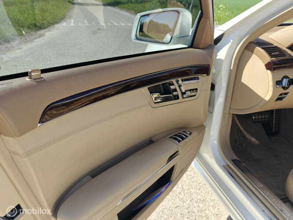 Bild 21/50 von Mercedes-Benz S 500 (2012)