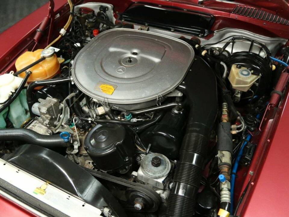 Bild 27/30 von Mercedes-Benz 560 SL (1989)