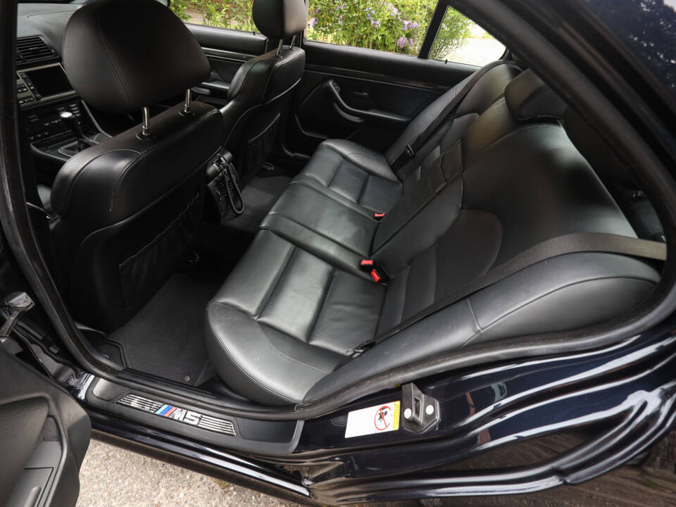 Bild 17/82 von BMW M5 (2000)