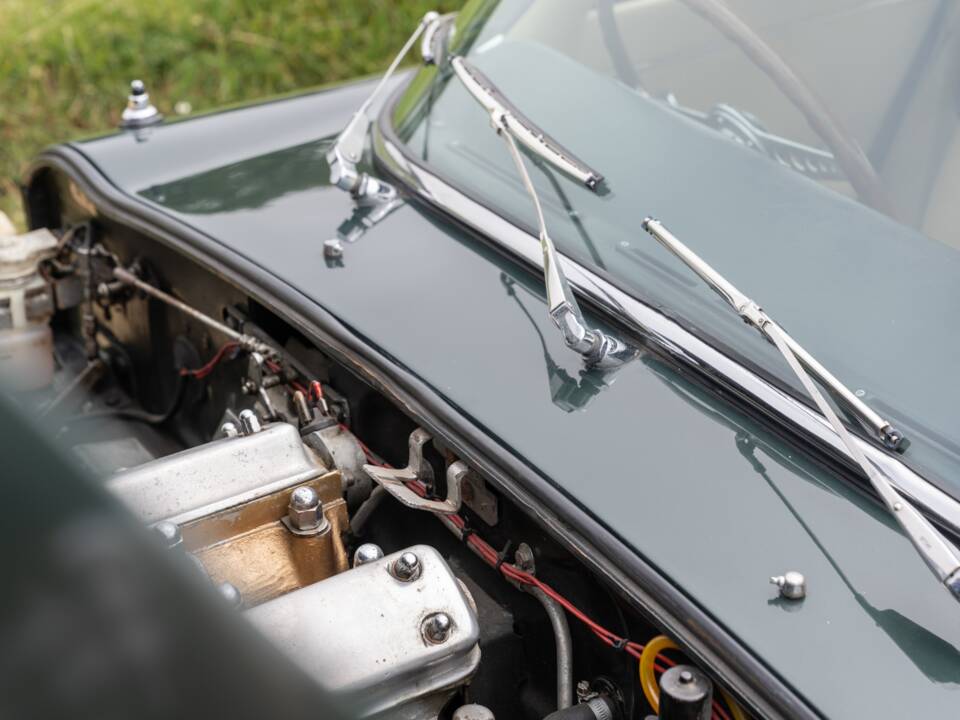 Image 23/25 de Jaguar Type E 4.2 (1964)