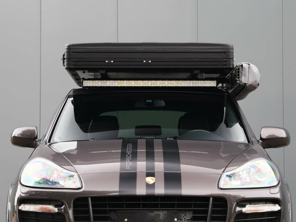 Image 10/75 of Porsche Cayenne GTS (2009)