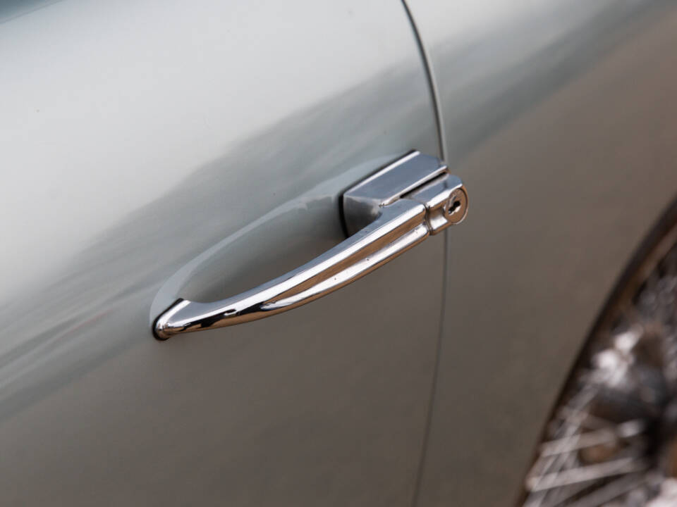 Afbeelding 40/94 van Aston Martin DB 4 (1960)