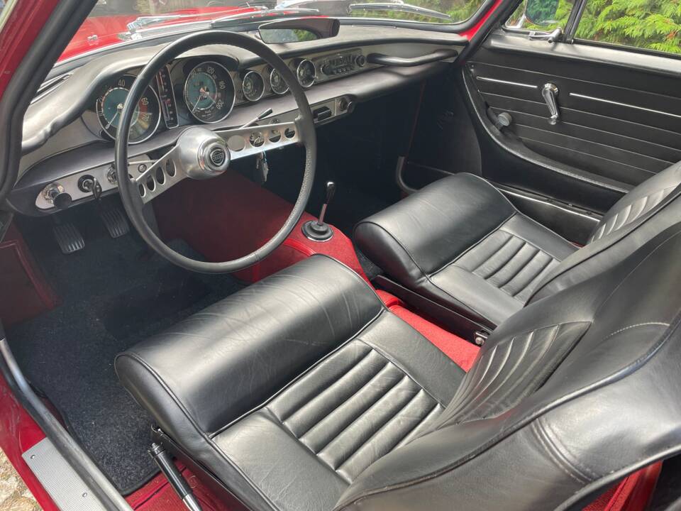 Image 7/12 of Volvo 1800 S (1968)