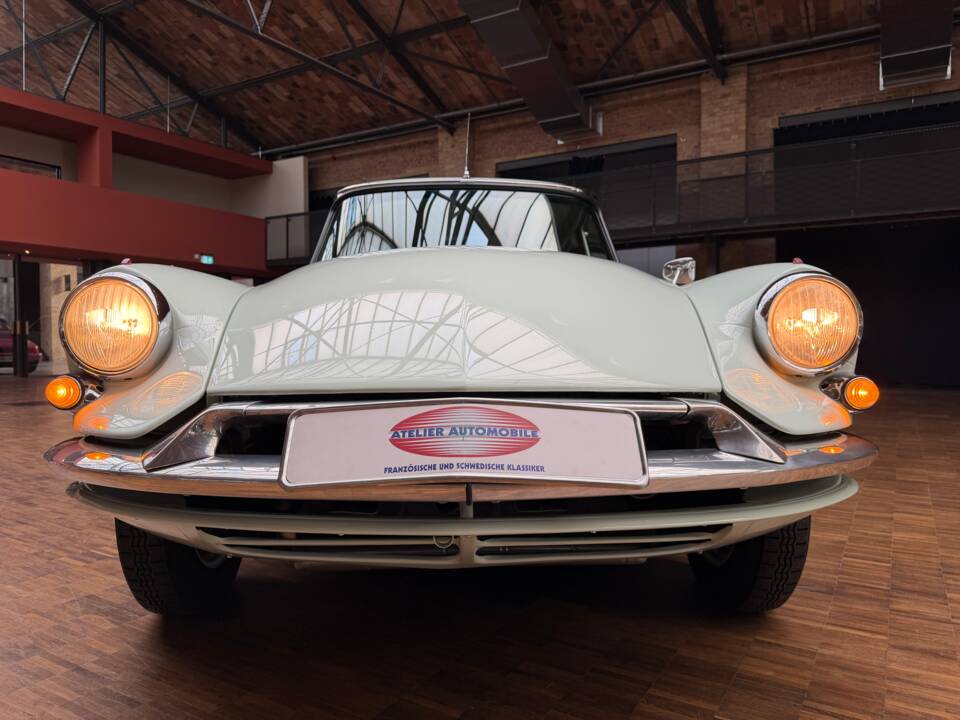 Immagine 5/43 di Citroën ID 19 (1958)