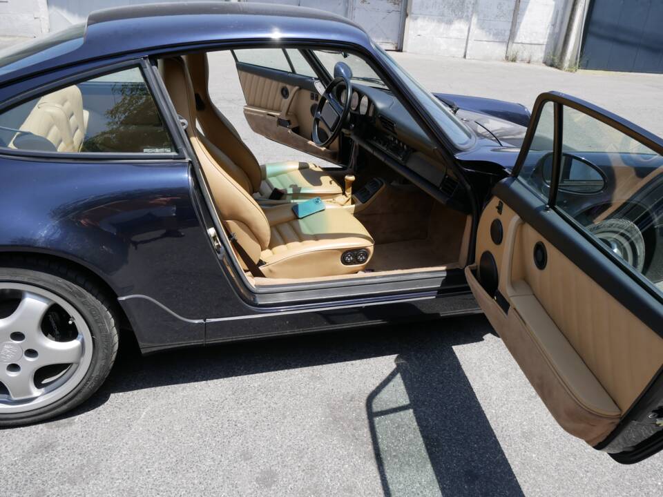 Afbeelding 3/15 van Porsche 911 Carrera 4 (1991)