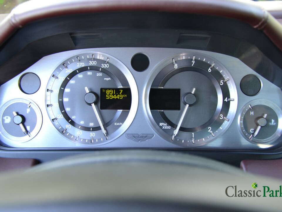 Image 27/50 de Aston Martin V8 Vantage (2005)