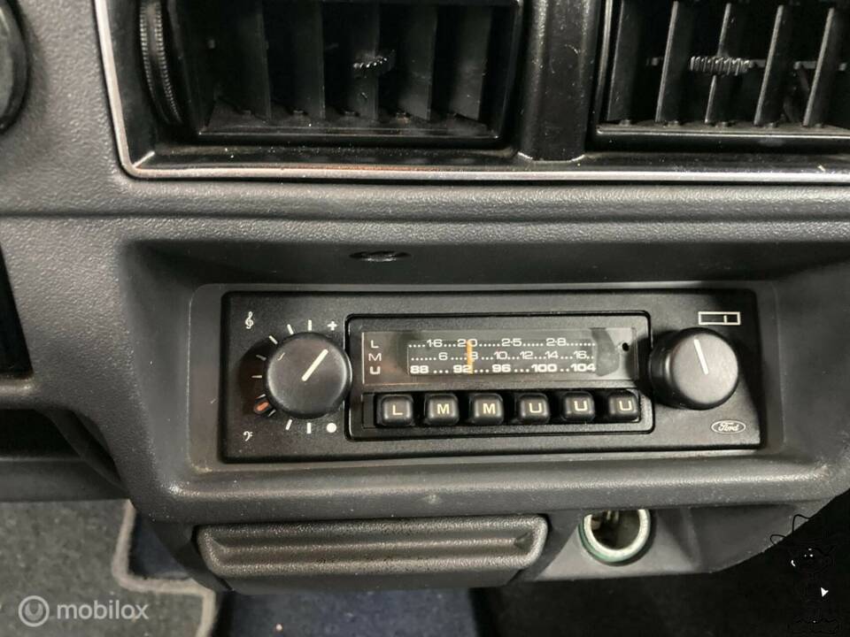 Bild 11/42 von Ford Escort 1.6 (1983)