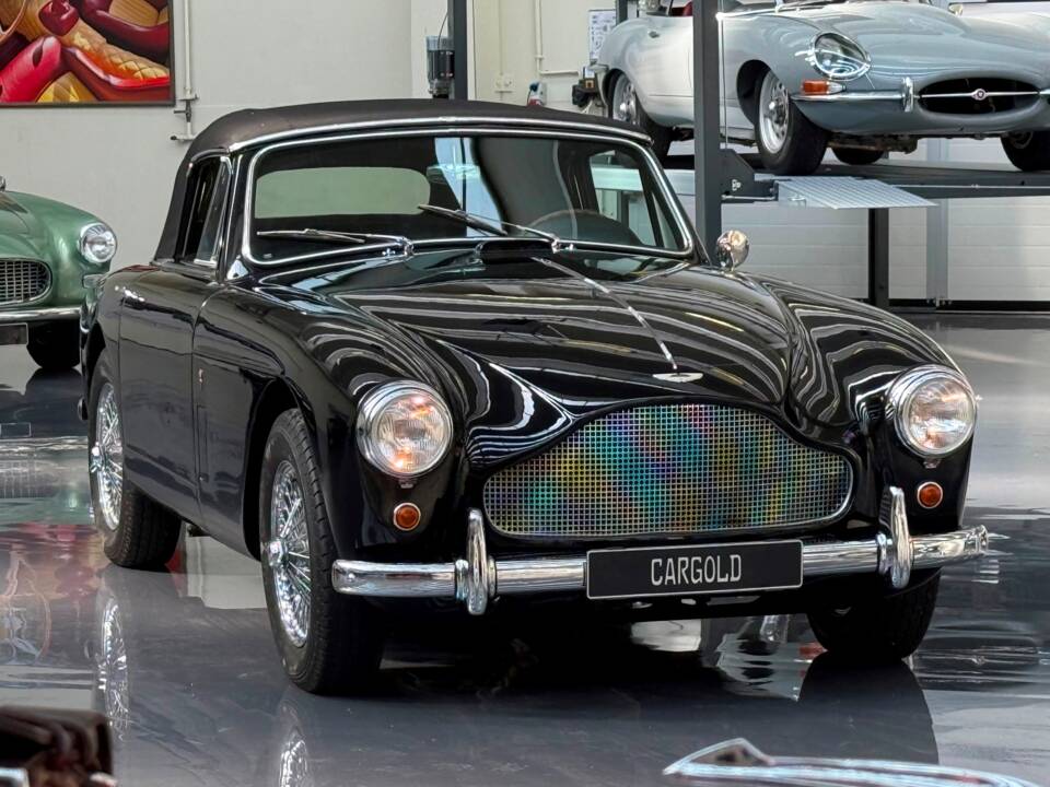 Bild 1/37 von Aston Martin DB 2&#x2F;4 Mk III (1959)