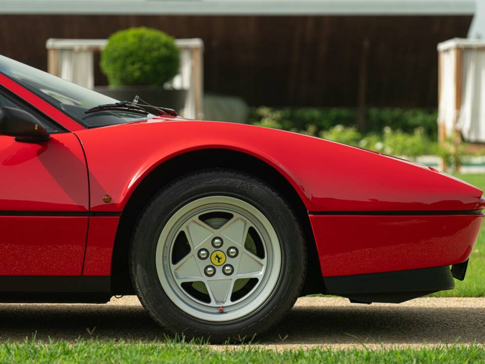 Image 27/50 of Ferrari 208 GTB Turbo (1987)