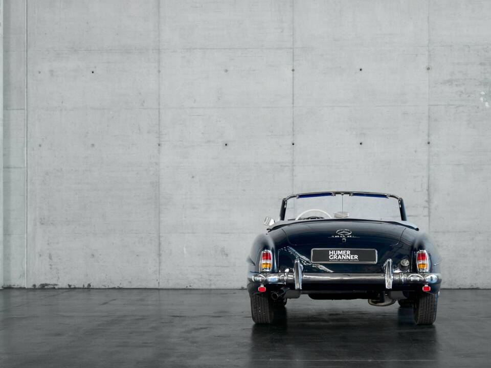 Image 28/50 de Mercedes-Benz 190 SL (1957)