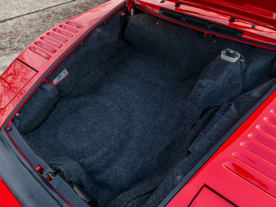 Imagen 26/33 de Porsche 911 Turbo 3.3 Flachbau (WLS) (1985)