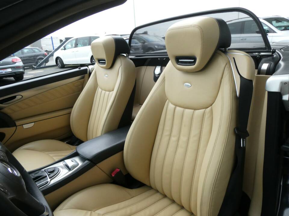 Bild 11/18 von Mercedes-Benz SL 500 (2009)