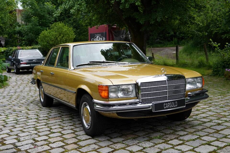 Image 7/19 of Mercedes-Benz 350 SE (1977)