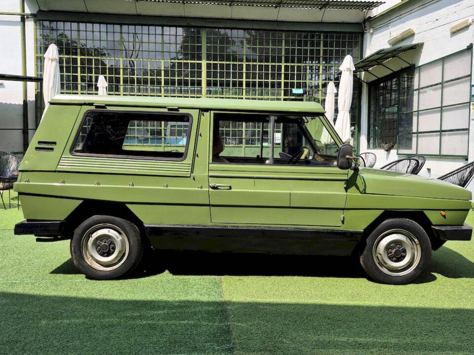 Image 61/69 of FIAT 127 Moretti Midimaxi 900 (1978)