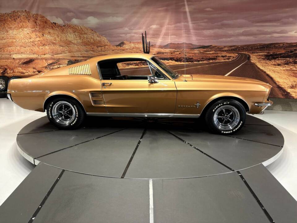 Afbeelding 36/50 van Ford Mustang 289 (1967)