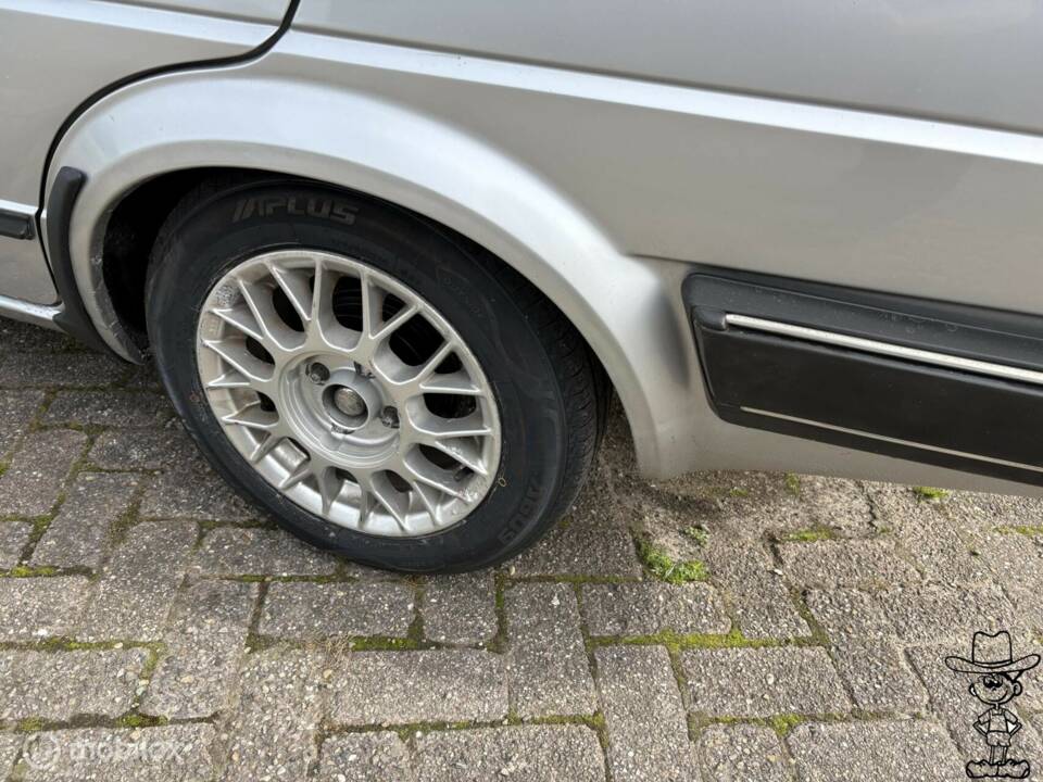 Bild 27/31 von Volkswagen Jetta 2,0 (1984)
