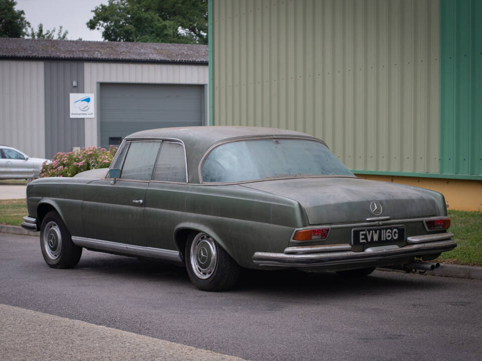 Imagen 5/35 de Mercedes-Benz 280 SE (1969)