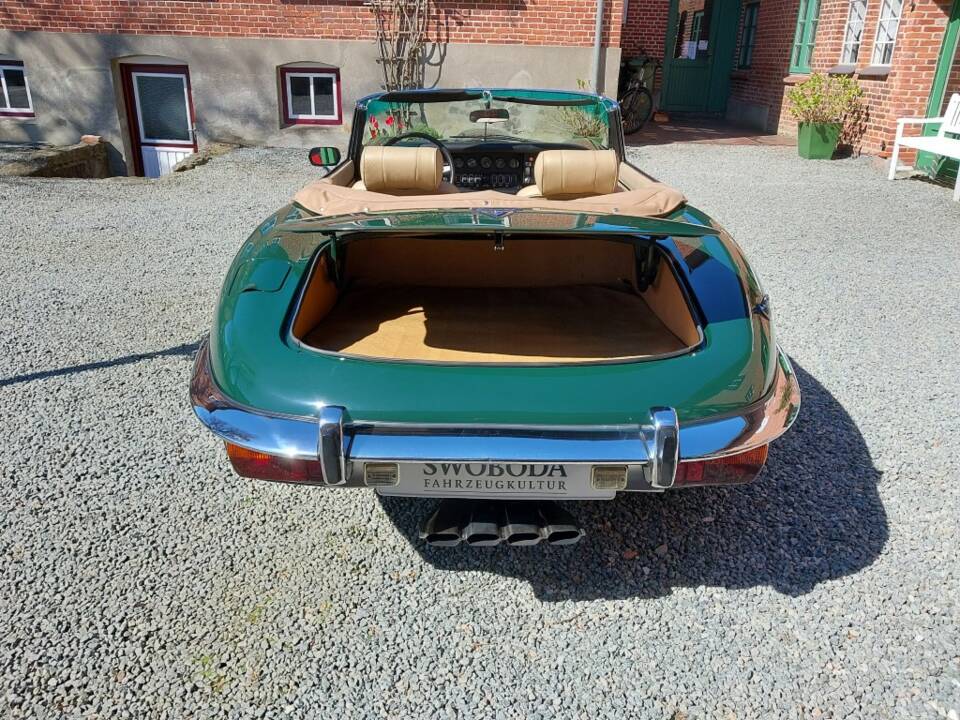 Bild 15/15 von Jaguar E-Type V12 (1973)