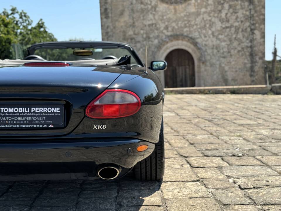Imagen 28/34 de Jaguar XK8 4.0 (1999)