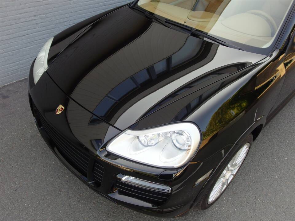 Image 11/98 of Porsche Cayenne GTS (2008)