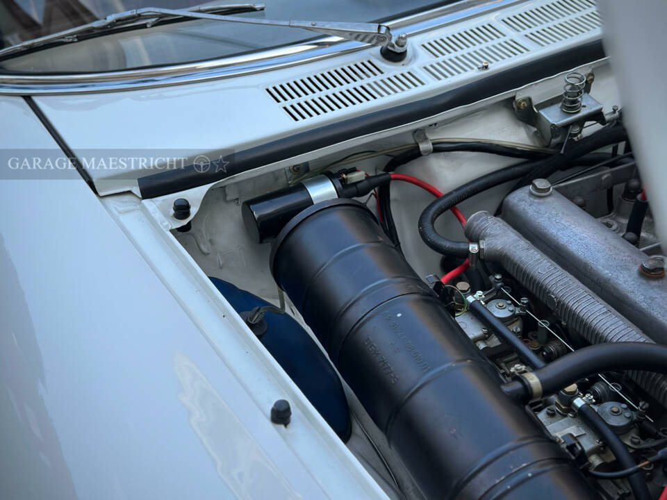 Imagen 95/98 de Alfa Romeo 2000 Spider Veloce (1981)