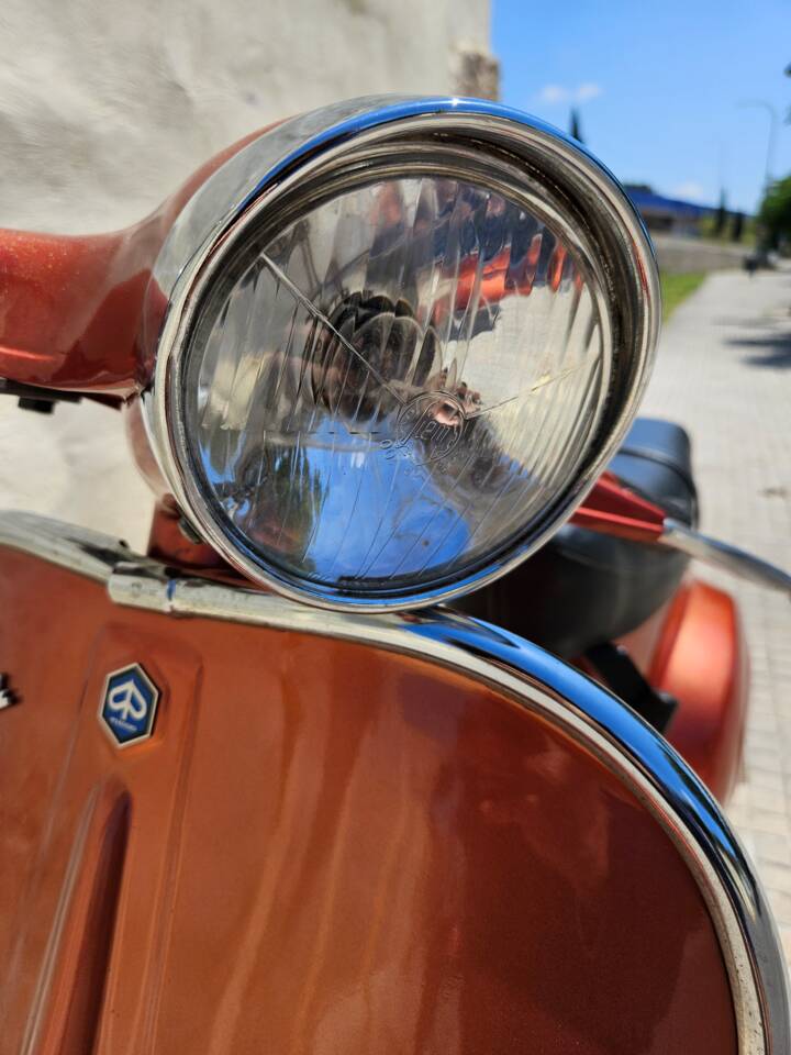 Immagine 46/88 di Motovespa Vespa 125 SL (1975)